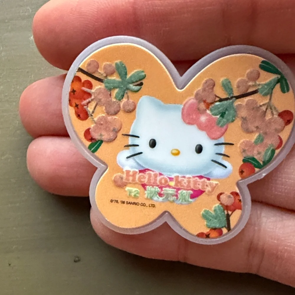 Sanrio Hello Kitty Floral Butterfly pin brooch - Picture 3 of 4